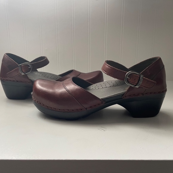 Dansko - Picture 2 of 3